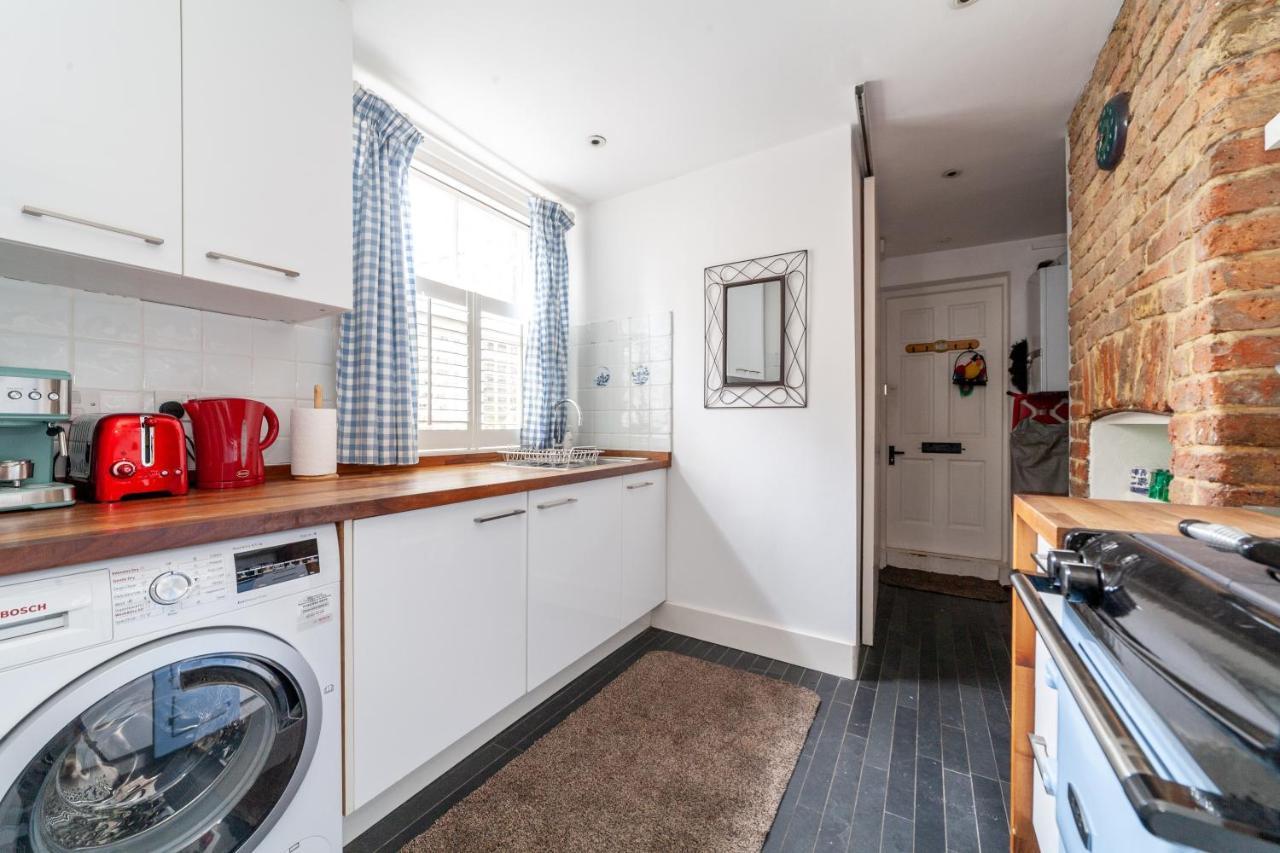 Charming And Spacious 1 Bedroom Flat In Battersea London Exterior photo